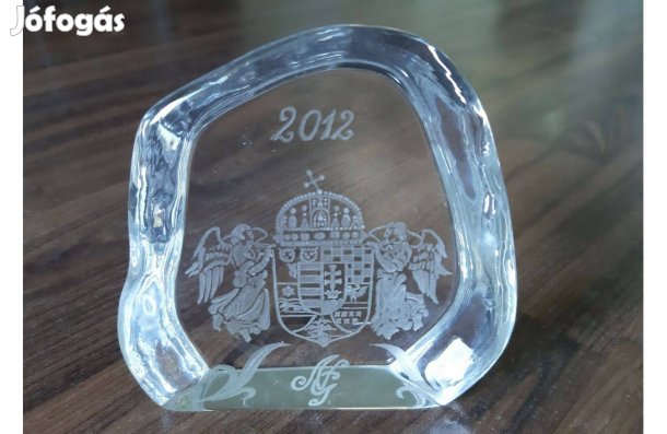 Magyar címeres kristály levélnehezék