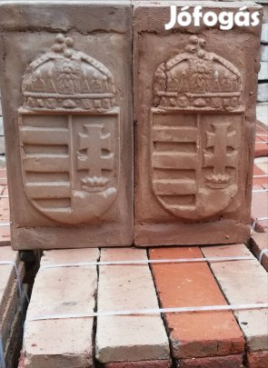 Magyar címeres tégla nagy méretben 