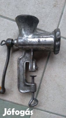 Magyar húsdaráló 8-as méretű eladó Gyulán