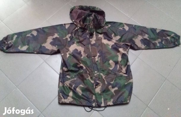 Magyar katonai esőkabát (esővédő)