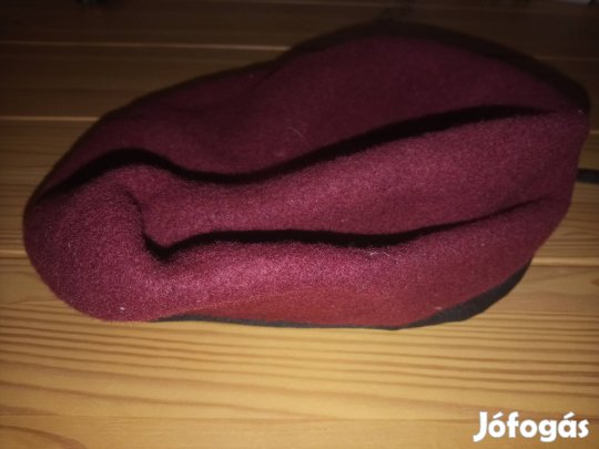 Magyar katonai eü.-i barett sapka