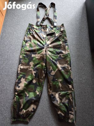 Magyar katonai gyakorló esővédő nadrág