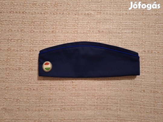 Magyar rendőr pilotka sapka
