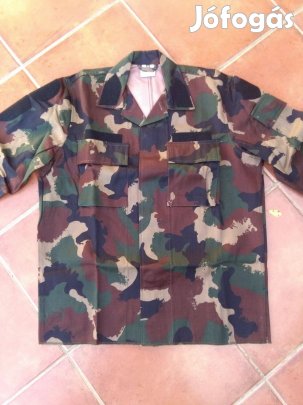 Magyar terepszínű katonai zubbony