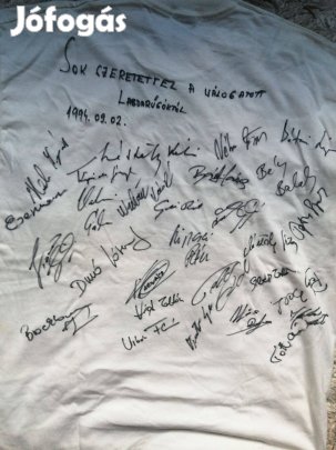Magyar válogatott 1994 dedikált póló 27 aláírással
