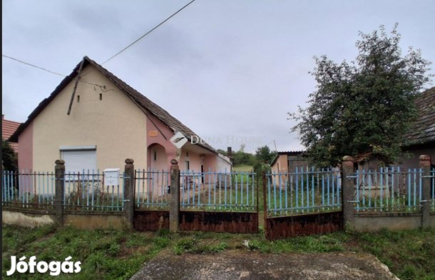 Magyarkeszii eladó 58 nm-es ház