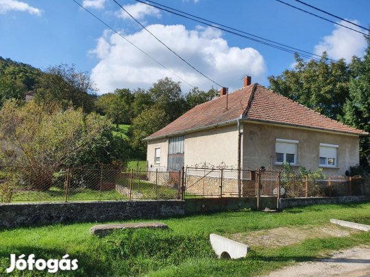 Magyarpolány családi ház