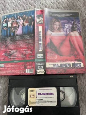 Majdnem hires vhs kistok vigjáték 