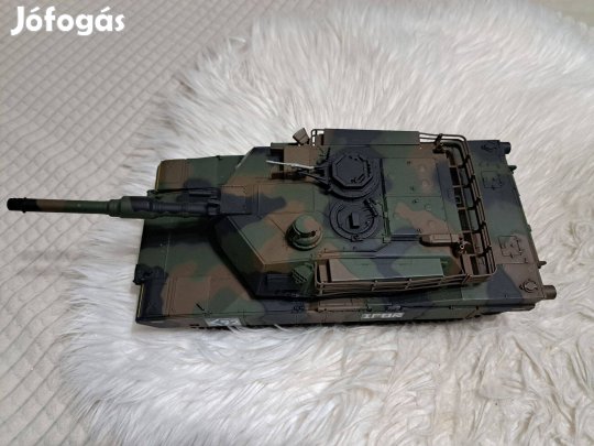 Makett Harckocsi 42 CM