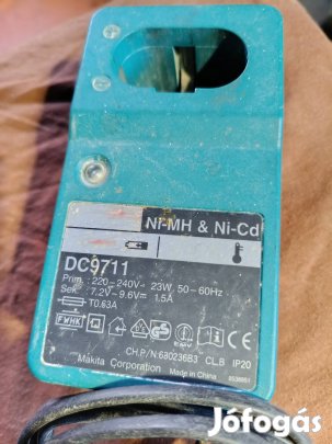 Makita 7,2 akkus fúró töltő 