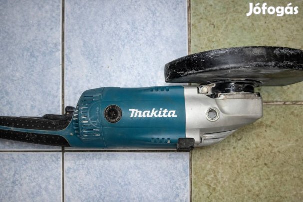 Makita Sarokcsiszoló GA9020