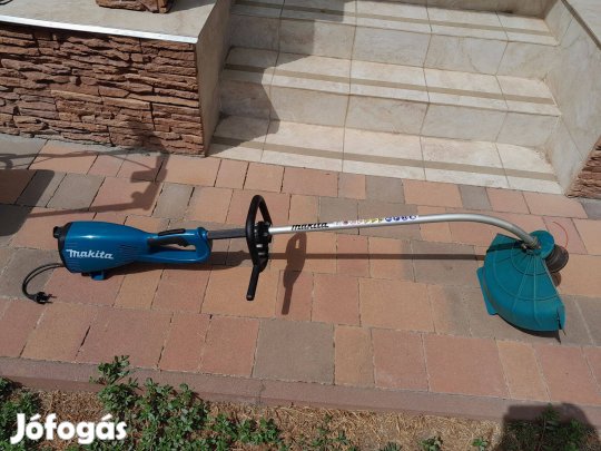 Makita UM3830 fűszegélynyíró