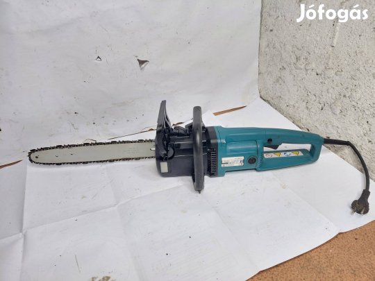 Makita elektromos láncfűrész