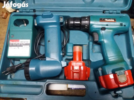 Makita fúró-lámpa.töltő+2aksi,kofferban
