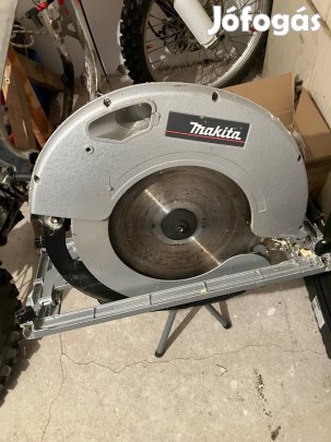Makita körfűrész 13 centit visz