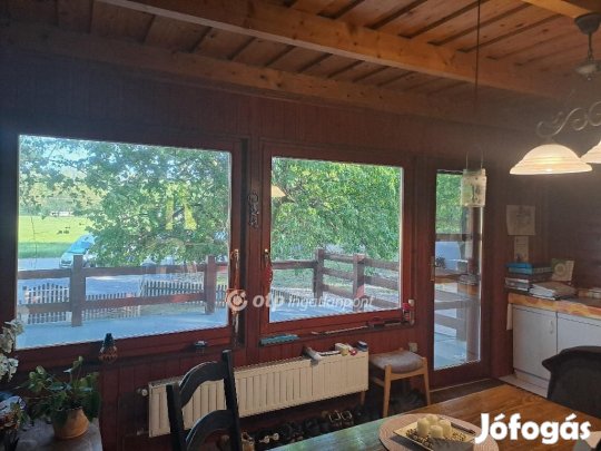 Makói 261 nm-es ház eladó