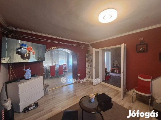 Makói eladó 143 nm-es ház