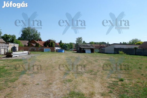 Makón építési telek a belvárosban