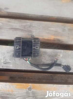 Malaguti Blog / Centro feszültség szabályzó