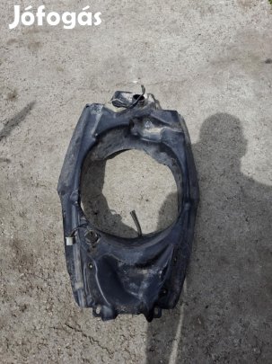 Malaguti F12R üzemanyag tank szintjelzővel