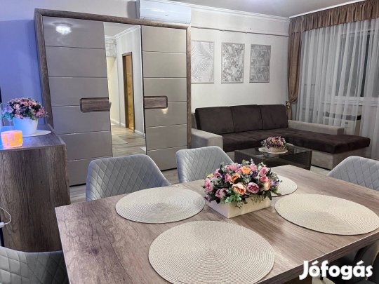 Malomkertben 68 NM 2 Szoba + Nappalis Liftes Lakás Garázzsal