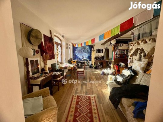 Malomsoki eladó 120 nm-es ház