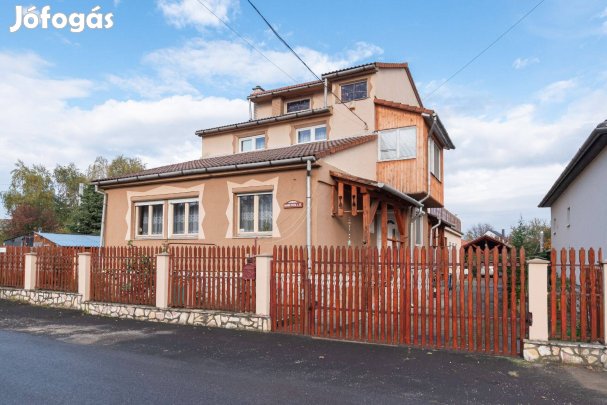 Mályiban, két szintes jó állapotú családi ház eladó!