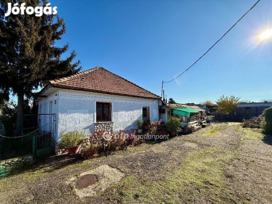 Mályii 275 nm-es ház eladó