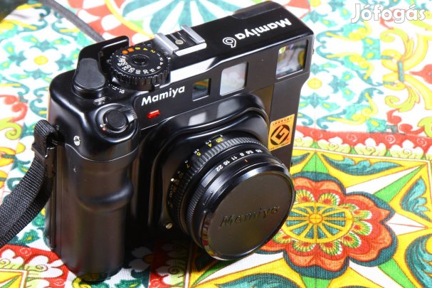 Mamiya 6 filmes fényképezőgép + 3.5 75mm objektív 
