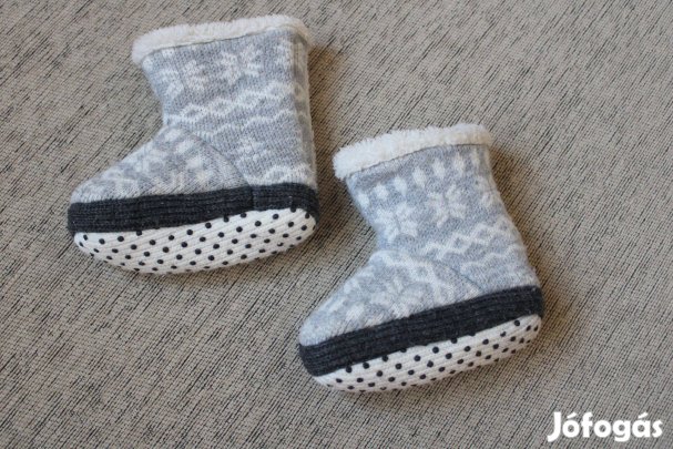 Mamusz 22-23-as lábra H&M