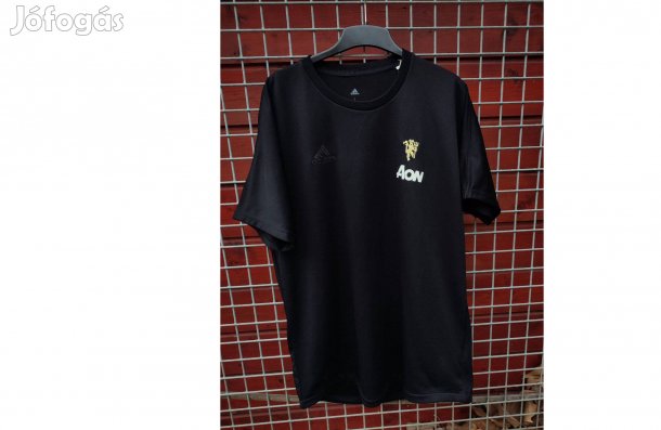 Manchester United eredeti fekete adidas póló (L)
