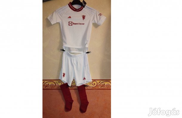 Manchester United fehér piros eredeti adidas gyerek mez szett (116)