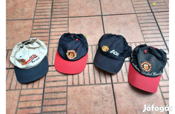 Manchester United sapka 4db