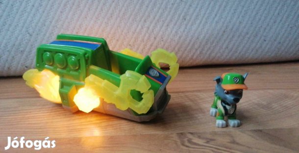 Mancs őrjárat A hősök világítójárműve hangokkal - Rocky