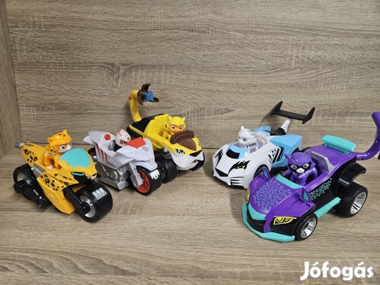 Mancs őrjárat cicák