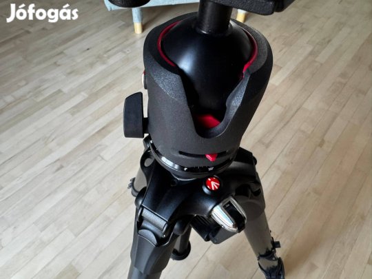 Manfrotto karbonszálas kameraállvány (MT057C4) + magnézium gömbfej