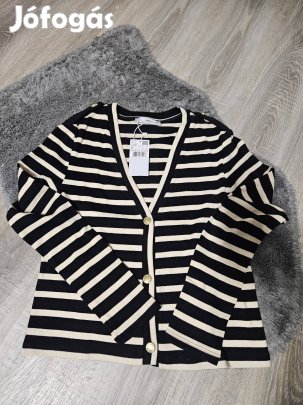 Mango Kötött kardigán kontrasztos személyekkel, díszgombokkal 