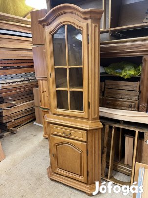 Manó bútor Memi tölgy frontos sarok vitrin Országos kiszállítás