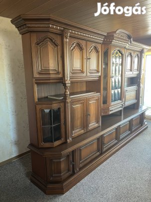 Manó bútor Núrtik fa frontos szekrénysor Országos házhozszállítás