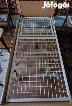 Manuálisan állítható betegágy matraccal