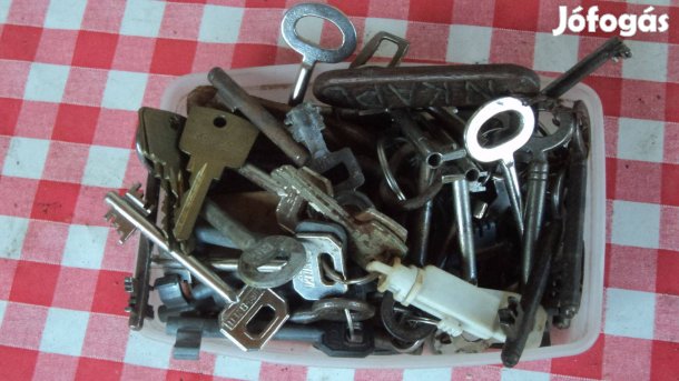 Maradék kulcsok csomagban