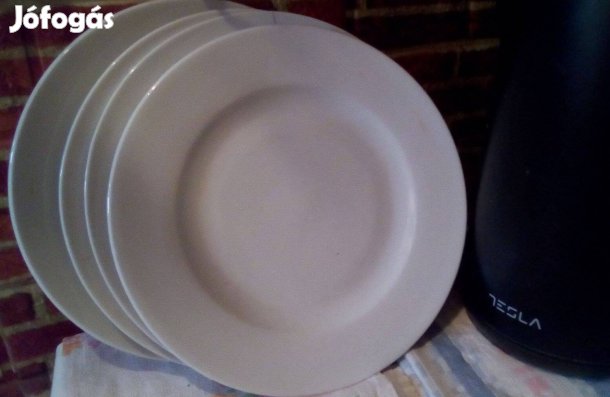 Maradék lapostányér 4 db, hibátlan Személyes átvétel. 1500 ft