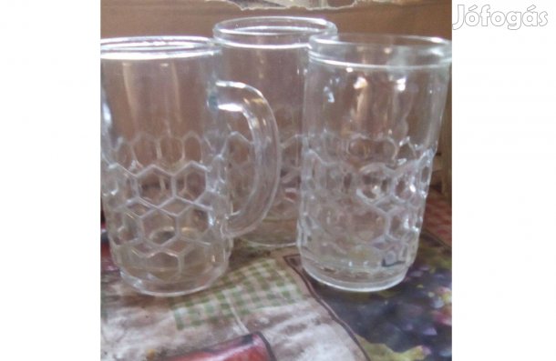Maradék vizespoharak 300 ft/db Személyesen Miskolcon