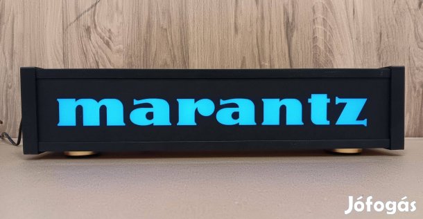 Marantz feliratú világító doboz