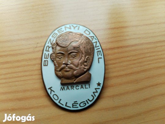Marcali Berzsenyi Dániel Kollégium Régi nagy iskola jelvény