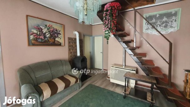 Marcalii 85 nm-es ház eladó