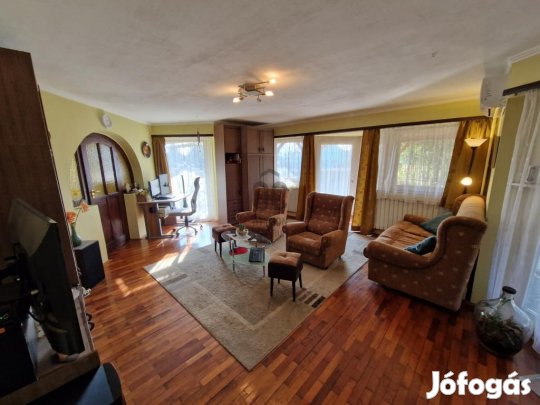 Marcalii eladó 195 nm-es ház