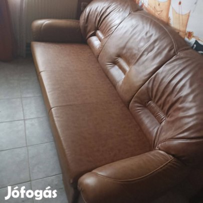 Marhabőr kanapé ággyá alakítható ágyneműtartós