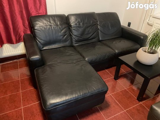 Marhabőr kanapé manuâlis