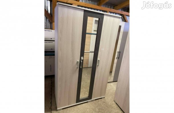 Marina Courtuna gardrób Áruhitelre is megvásárolható